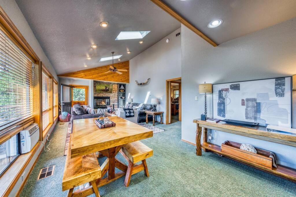 Perk Canyon Hidden Acres-Hot Tub-Gas Fireplace Ruidoso Eksteriør billede